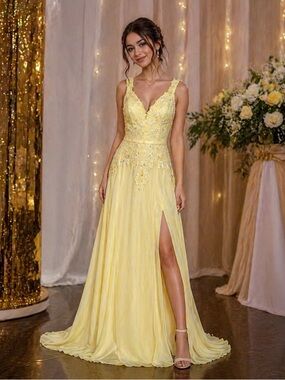 JJs House Yellow Lace-Embroidered V-Neck Maxi Dress XS